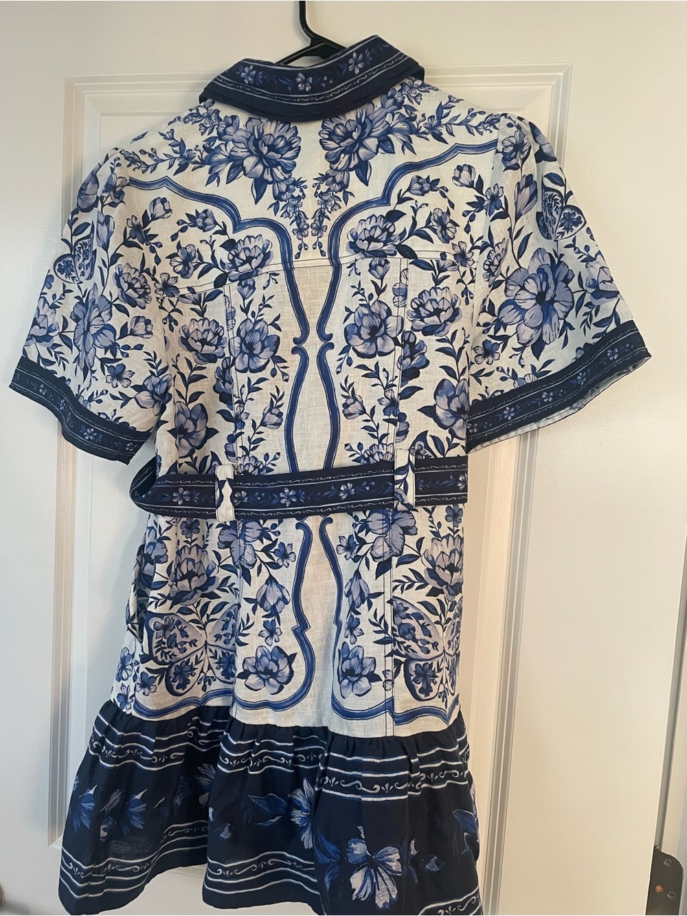 FARM Rio Blue and White Floral Button-Front Shirt Dress with Waist Tie - Picture 2 of 4